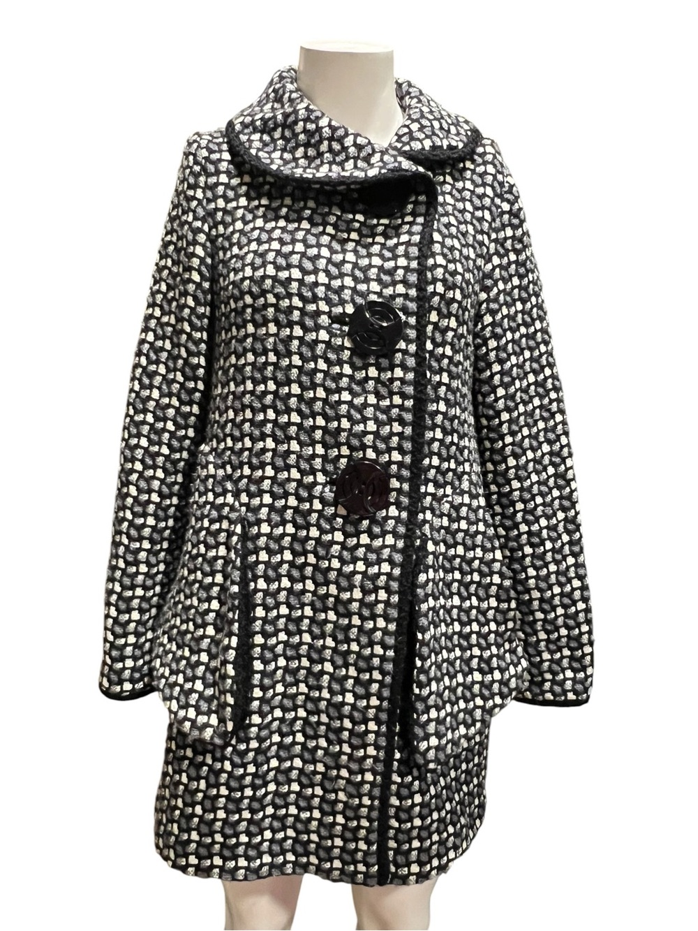 An REN Women's Black and White Textured Pea Coat - Classic Swing Jacket